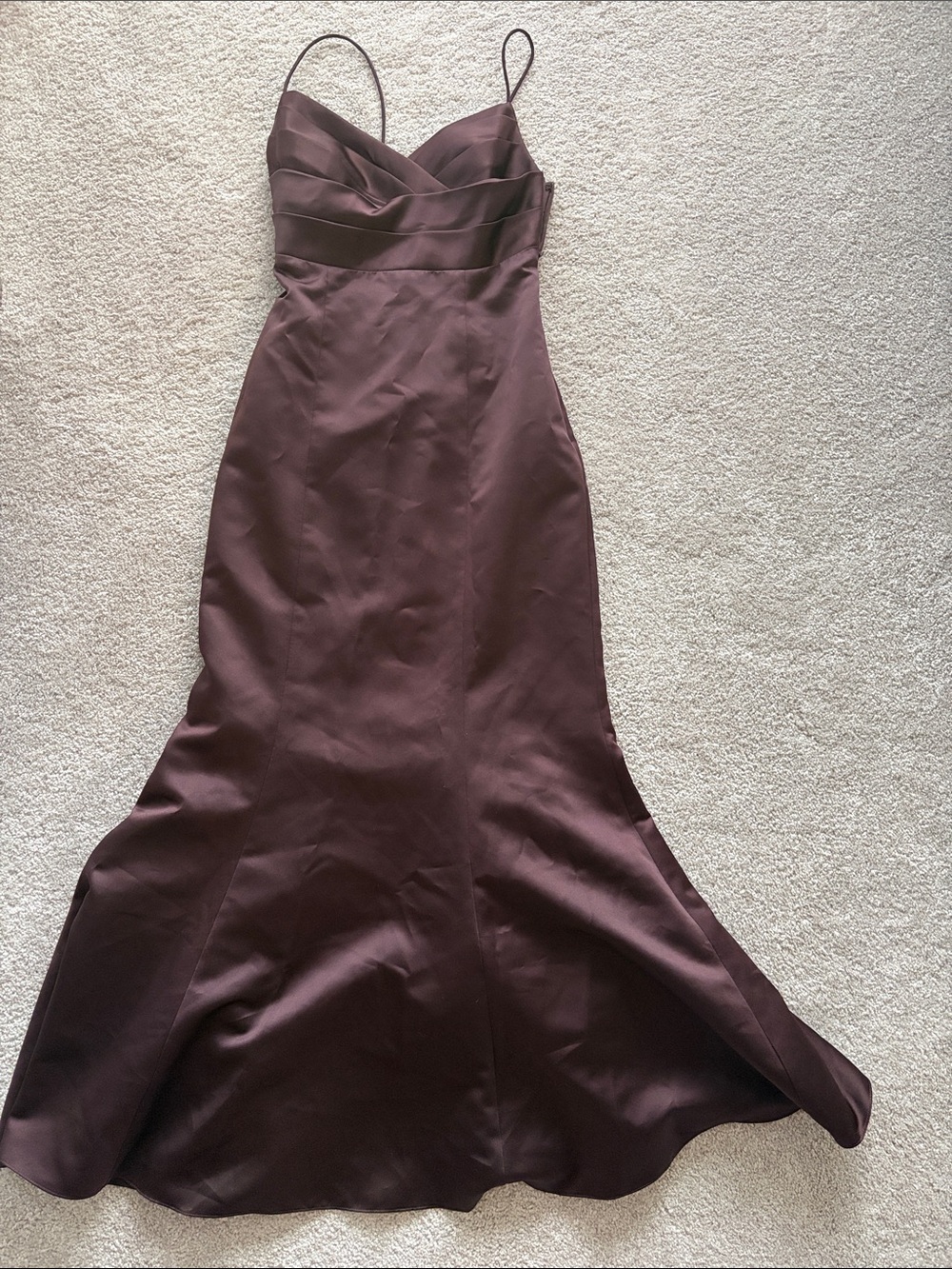 Elegant Brown Satin Spaghetti-Strap Evening Dress